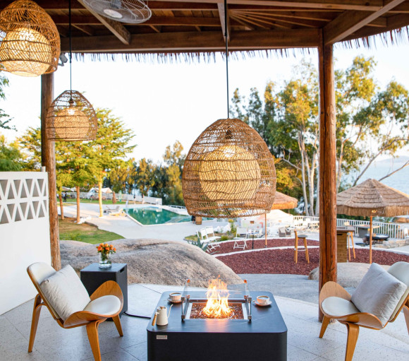 Elementi Fires Copenhagen Gas Fire Pit Table 16